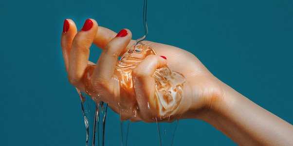 Razones por las que la lubricación femenina puede disminuir con el tiempo